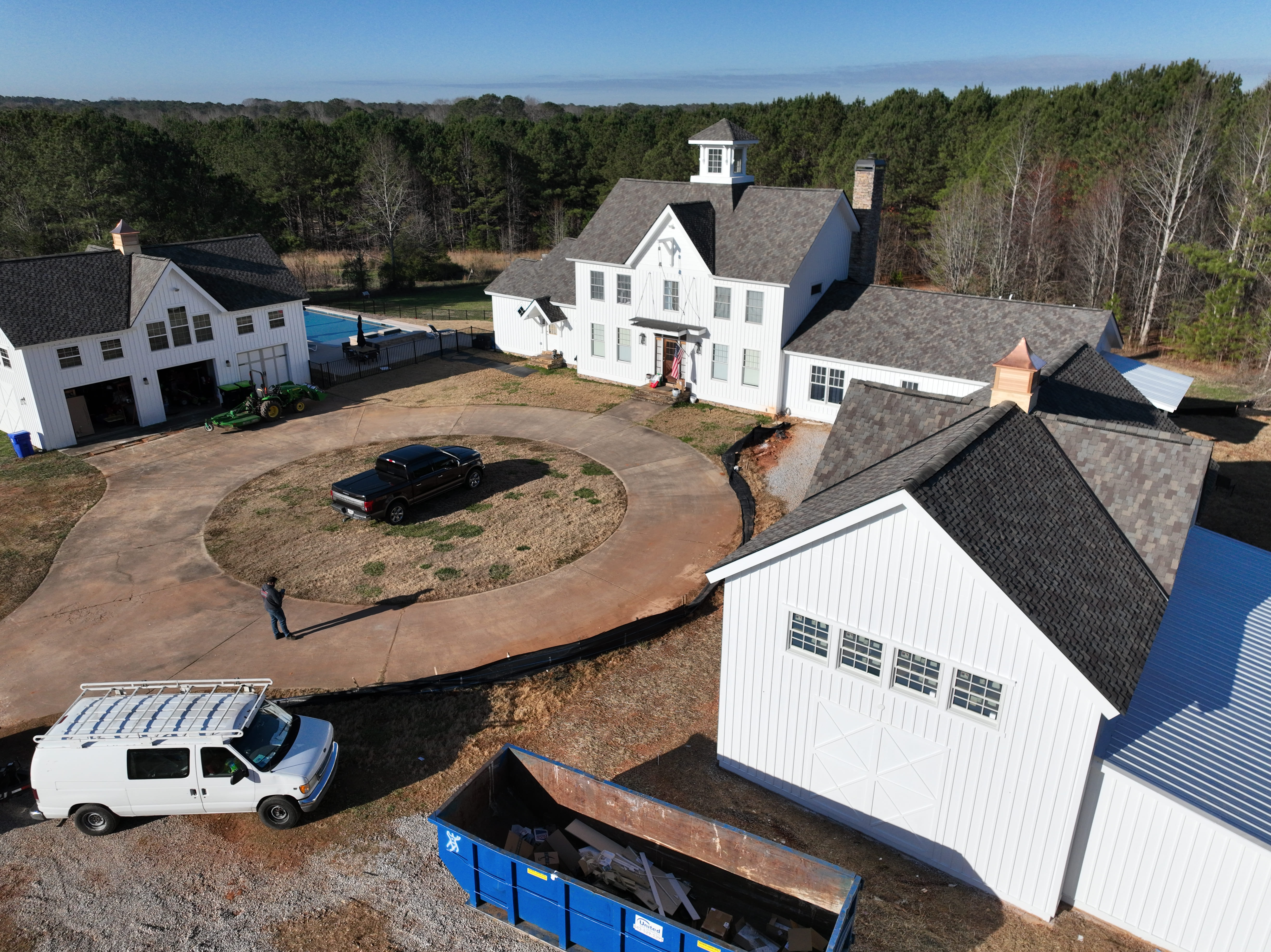 Efficient Roofing and Restoration LLC team in Douglasville, GA - people or person